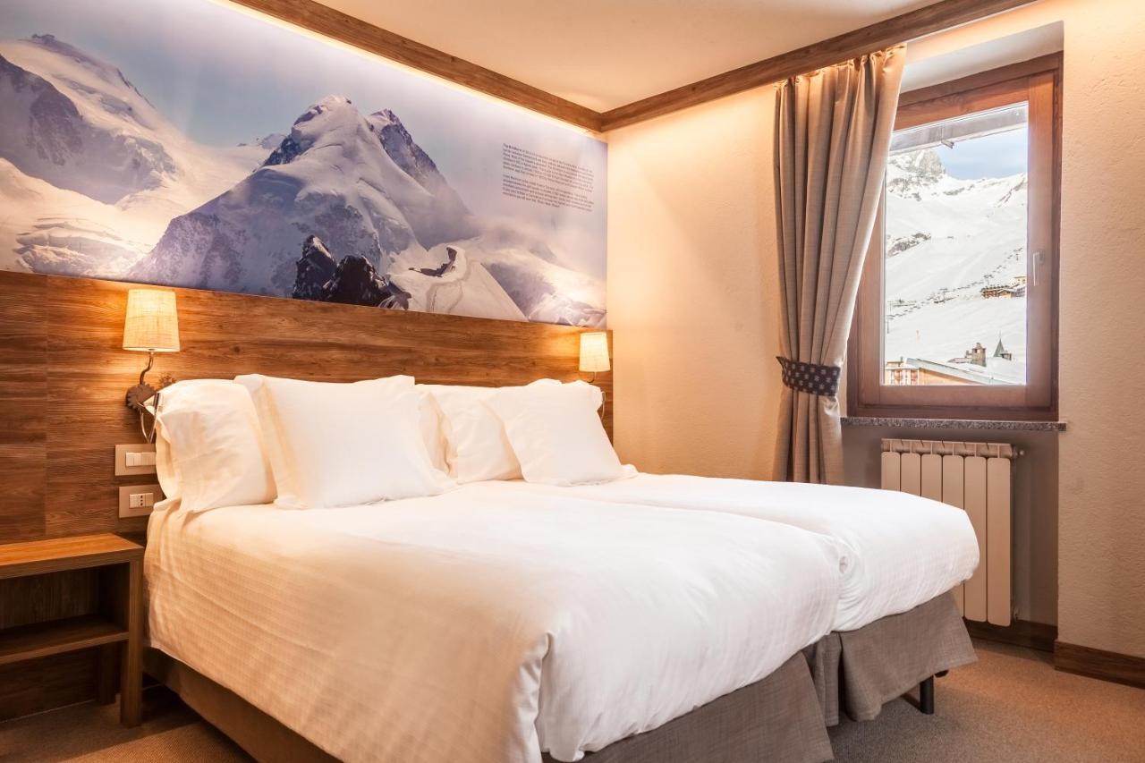 Hotel Breithorn Breuil-Cervinia Exterior photo